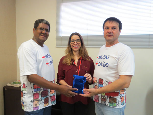 Rafaela Kiill Santos, do Bradesco da Praça, em Catanduva: ganhou um celular.