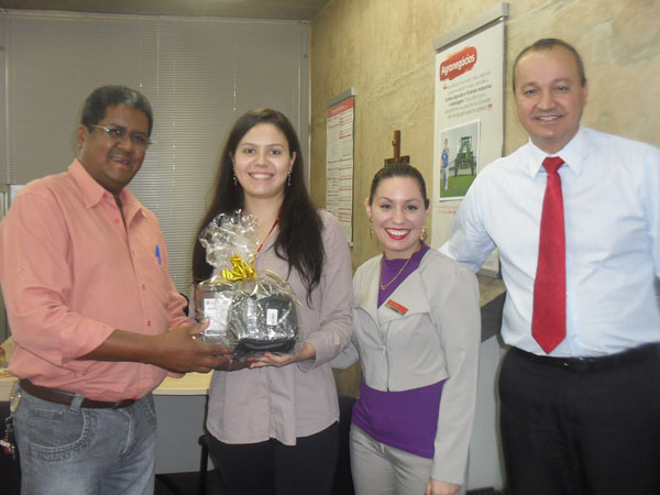 Lore Fernanda Lopes Barrios, do Santander Monte Alto: premiada com uma câmera Nikon.